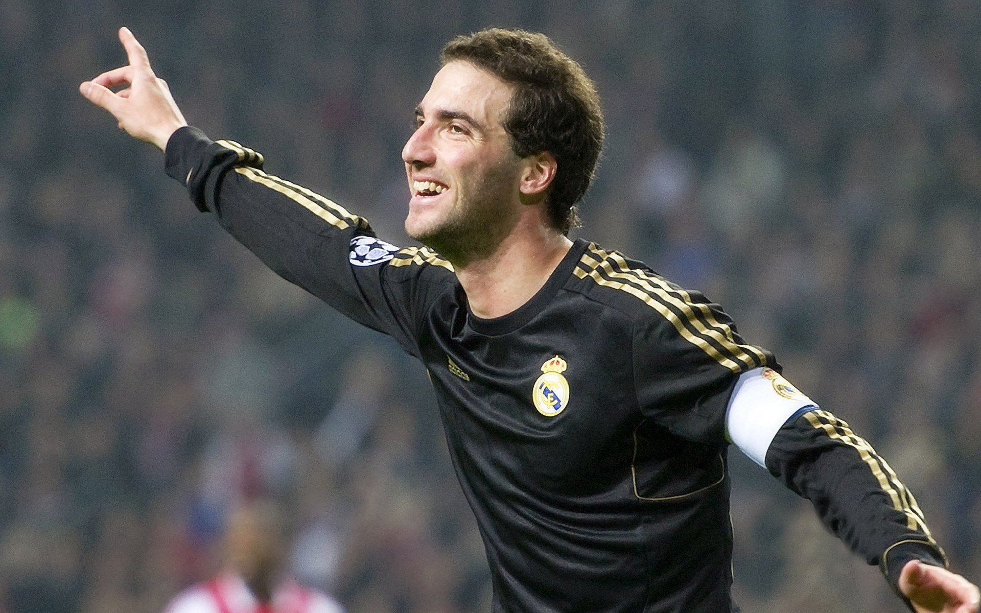 九游体育网站-纽伦堡客场大胜前沿，引发球迷热议，纽伦堡足球俱乐部